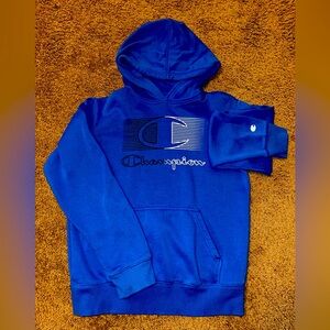 Boy’s champion hoodie